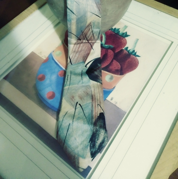 Nikki Designer Silk Tie Made In U.S.A. ⭐🌴🌐 - Picture 1 of 4